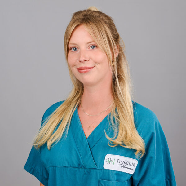 Portraitfoto von Jana Lüttjohann